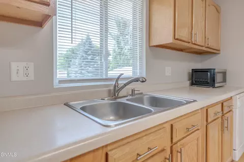 Kitchen - 1504 14th St N, Bismarck, ND 58501 photo 5 of 10