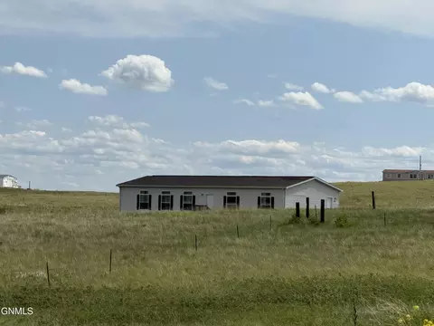 5438 137th Ln NW, Williston, ND 58801