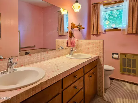 Bath - 205 4th Ave E, Lignite, ND 58752 photo 1 of 3