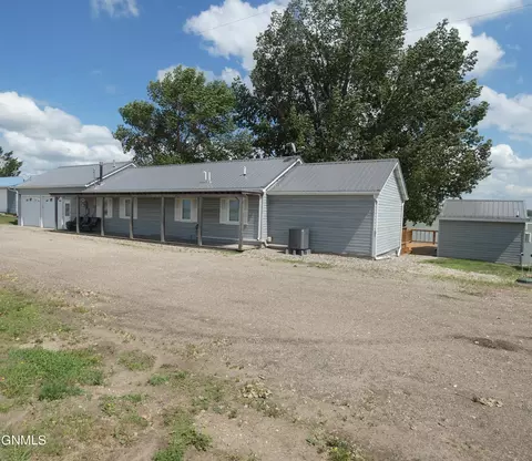 404 Lakeview Ln, Dawson, ND 58428