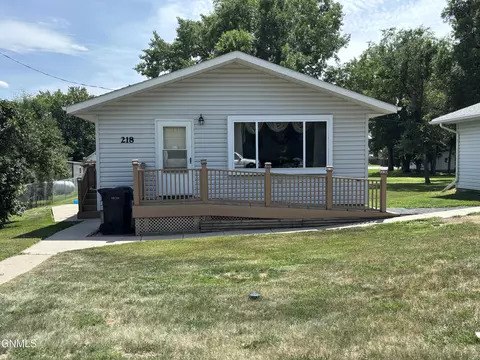 Exterior - 218 1st Ave E, Zap, ND 58580 photo 13 of 13