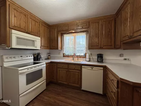 Kitchen - 218 1st Ave E, Zap, ND 58580 photo 2 of 4