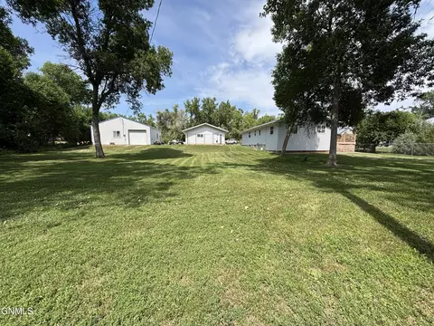 Exterior - 218 1st Ave E, Zap, ND 58580 photo 7 of 13