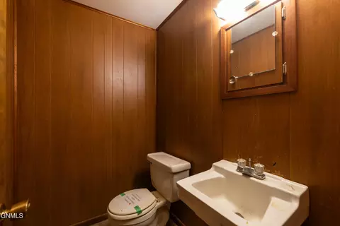 1715 D Ave E, Bismarck, ND 58501 photo 19
