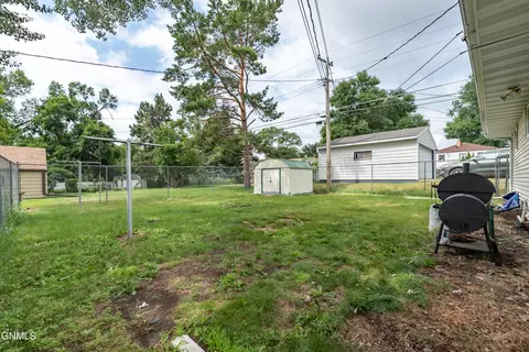 1715 D Ave E, Bismarck, ND 58501 photo 23