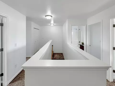 13701 Kristina St, Williston, ND 58801 photo 13