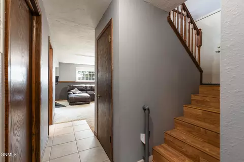 Entry Way - 3230 E Avenue C, Bismarck, ND 58501 photo 3 of 4