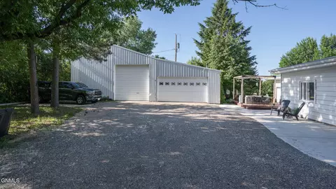 Exterior - 315 Hwy 25 E, Center, ND 58530 photo 1 of 10