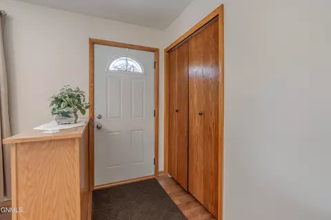 Entry Way - 1909 Divide Ave, Bismarck, ND 58501 photo 3 of 4
