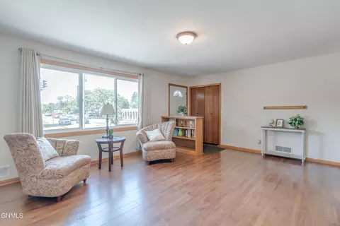 Living - 1909 Divide Ave, Bismarck, ND 58501 photo 2 of 4