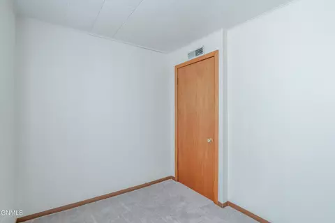 Bedroom - 1909 Divide Ave, Bismarck, ND 58501 photo 1 of 7