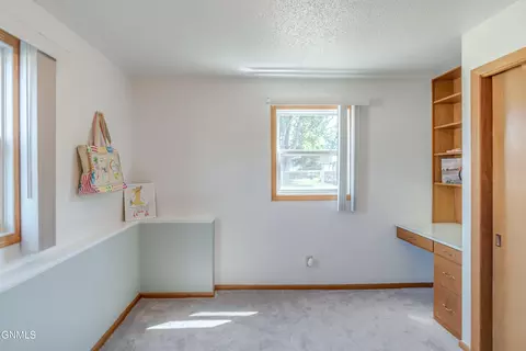 Bedroom - 1909 Divide Ave, Bismarck, ND 58501 photo 2 of 7