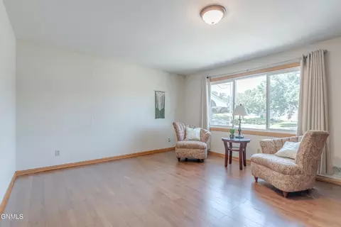 Living - 1909 Divide Ave, Bismarck, ND 58501 photo 4 of 4