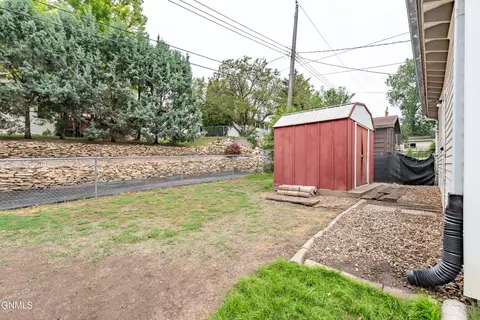 2128 E Avenue Ave E, Bismarck, ND 58501 photo 23