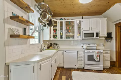 815 1st Ave E, Williston, ND 58801 photo 12
