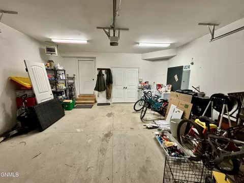 5809 Vanessa Ave, Williston, ND 58801 photo 31