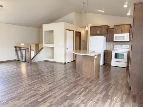 5000 Weyburn Dr, Bismarck, ND 58503 photo 30