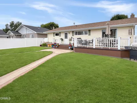 1520 Main St, Williston, ND 58801 photo 34