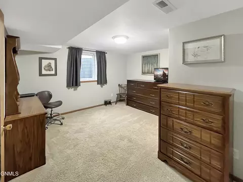 1520 Main St, Williston, ND 58801 photo 25