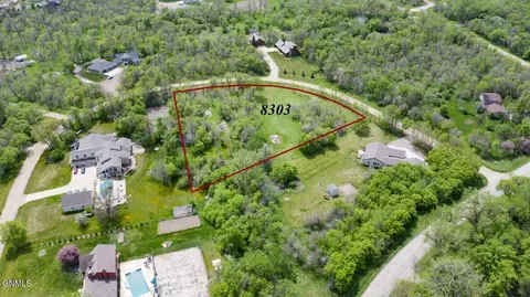8303 Briardale Loop, Bismarck, ND 58504 photo 5