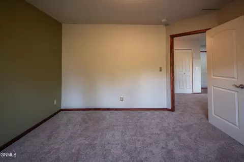 Bedroom - 1003 Bremner Ave, Bismarck, ND 58503 photo 13 of 13