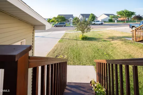 Exterior - 1003 Bremner Ave, Bismarck, ND 58503 photo 10 of 14
