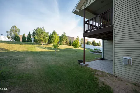Exterior - 1003 Bremner Ave, Bismarck, ND 58503 photo 13 of 14