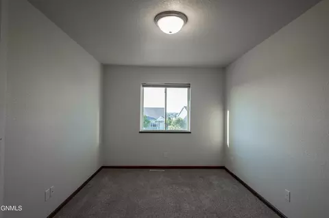 Bedroom - 1003 Bremner Ave, Bismarck, ND 58503 photo 1 of 13