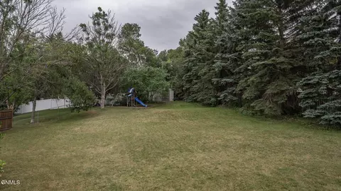 Exterior - 2361 Rolling Dr, Bismarck, ND 58501 photo 5 of 9