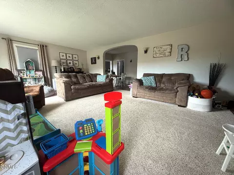 Living - 305 3rd St, Marion, ND 58466 photo 3 of 4