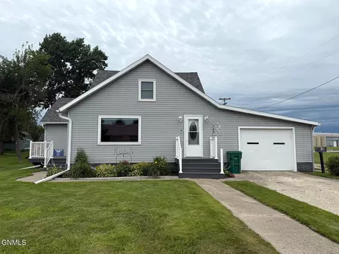 305 3rd St, Marion, ND 58466