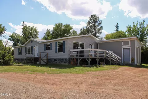 203 1st Ave E, Arnegard, ND 58835