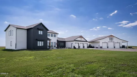 7101 223 St NE, Mckenzie, ND 58572