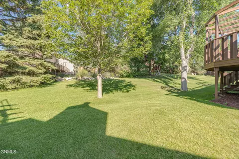 Exterior - 415 Brandon Dr, Bismarck, ND 58503 photo 6 of 12