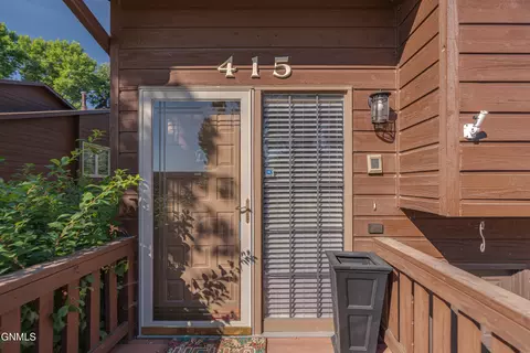 Exterior - 415 Brandon Dr, Bismarck, ND 58503 photo 2 of 12