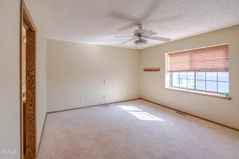 Bedroom - 415 Brandon Dr, Bismarck, ND 58503 photo 1 of 5