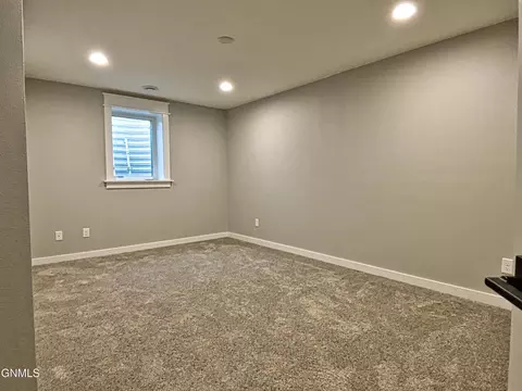 Bedroom - 13351 Meadow Creek St, Williston, ND 58801 photo 5 of 6