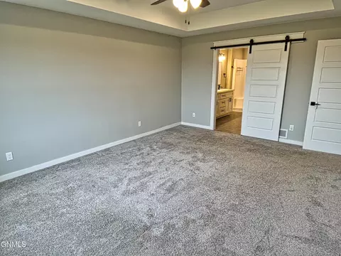 Bedroom - 13351 Meadow Creek St, Williston, ND 58801 photo 4 of 6
