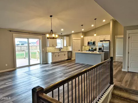 Other - 13351 Meadow Creek St, Williston, ND 58801 photo 3 of 10