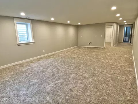 Other - 13351 Meadow Creek St, Williston, ND 58801 photo 6 of 10