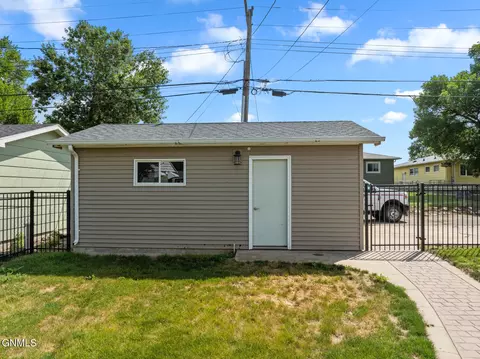 Other - 922 16th Ave W, Williston, ND 58801 photo 9 of 11