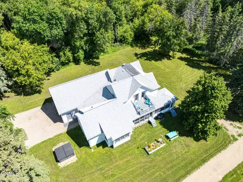 1223 151 Ave NE, Mayville, ND 58257