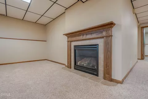 602 Hillview Pl NE, Mandan, ND 58554 photo 34