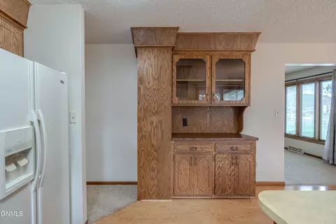 602 Hillview Pl NE, Mandan, ND 58554 photo 18