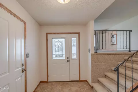 602 Hillview Pl NE, Mandan, ND 58554 photo 5