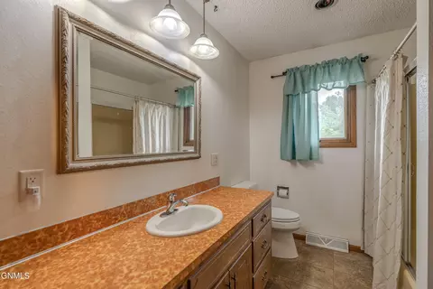 602 Hillview Pl NE, Mandan, ND 58554 photo 22
