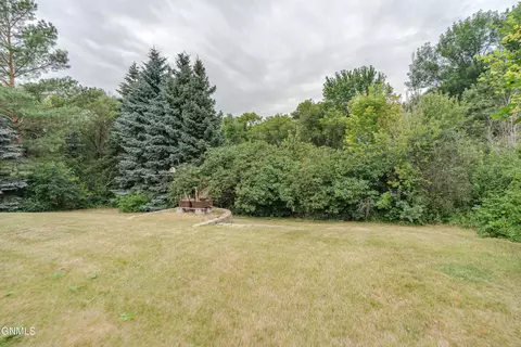 602 Hillview Pl NE, Mandan, ND 58554 photo 50