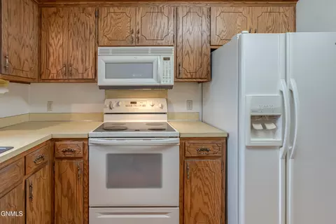 602 Hillview Pl NE, Mandan, ND 58554 photo 17