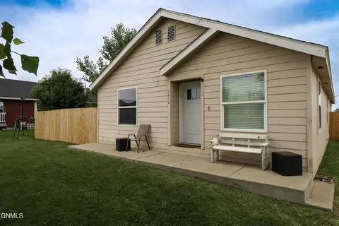 5612 Border Ave, Williston, ND 58801