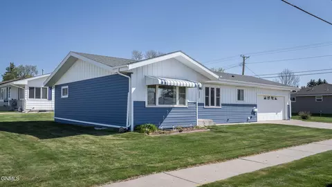 2802 E Ave E, Bismarck, ND 58501 photo 35